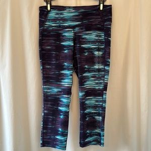 Old Navy Active Legging Capris